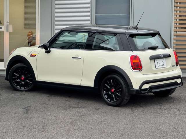 ご覧いただきありがとうございます！細部まで車両の状態を載せておりますので是非最後までご覧ください！