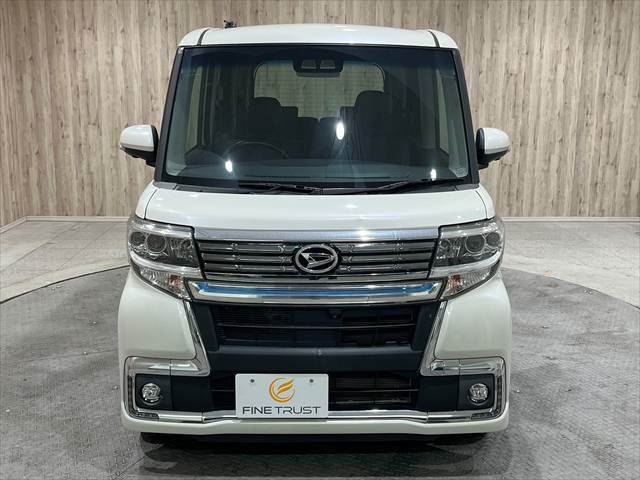 当社自慢のお車です。機関・装備点検・走行テスト済みです♪横にこの車のセールスポイントを、写真と説明でアピールしてあります♪まずはご覧になってください。
