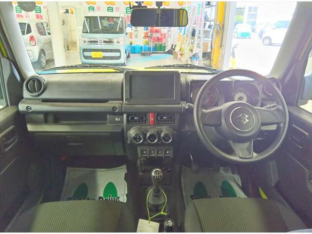 各メーカーの軽自動車をじっくり比較できるのも当店のポイントです！