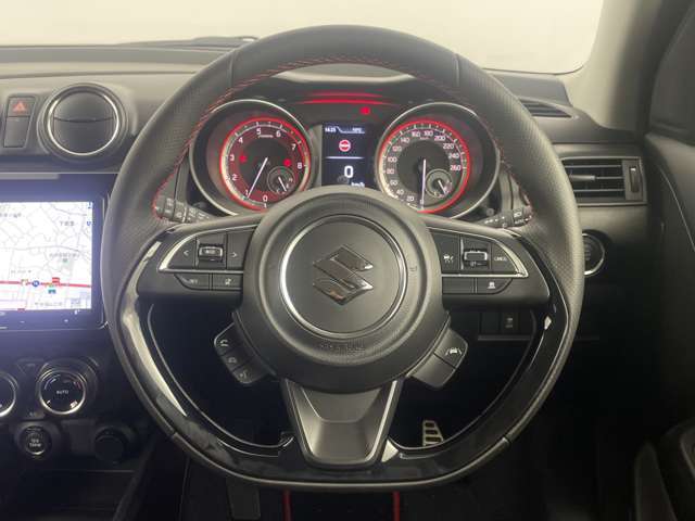 【ハンドル】『ハンドル/ステアリング』の画像になります。写真の内容に関してご不明点、ご質問等がございましたらお気軽にガリバー店舗までお問い合わせください。