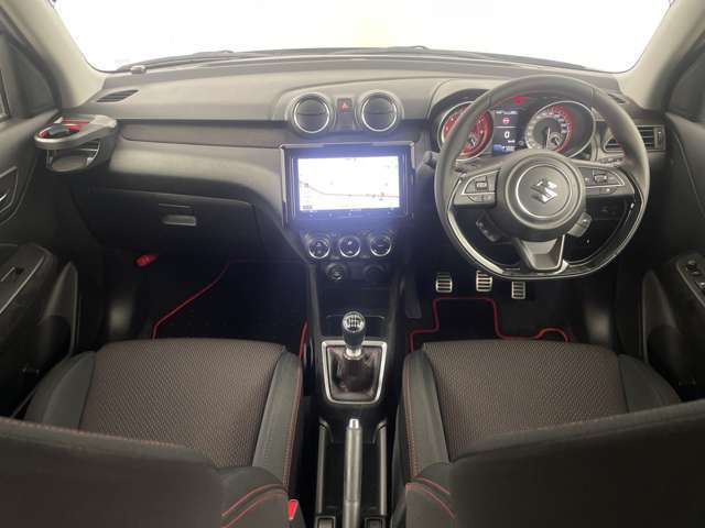 【インパネ全体】『インパネ全体』の画像になります。写真の内容に関してご不明点、ご質問等がございましたらお気軽にガリバー店舗までお問い合わせください。