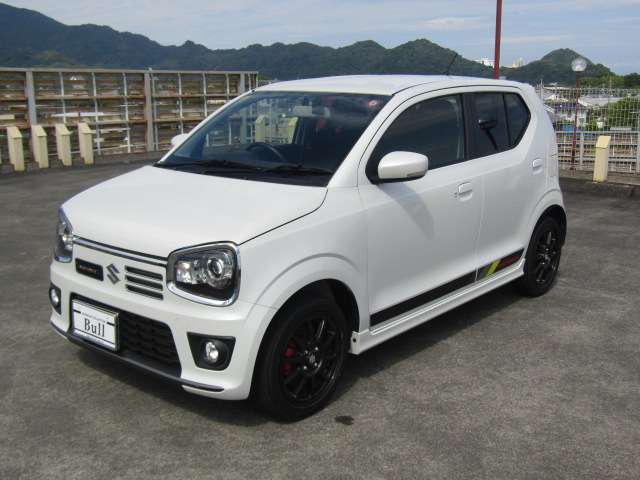 自社ホームページにてお車の詳細情報が見れます。他にも低価格、高品質な在庫車両を多数掲載しておりますので是非ご覧下さい。