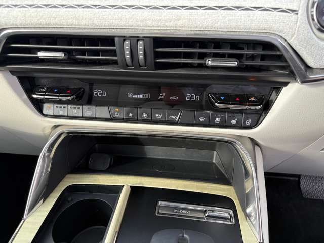 シートヒーター　シートベンチレーション　付