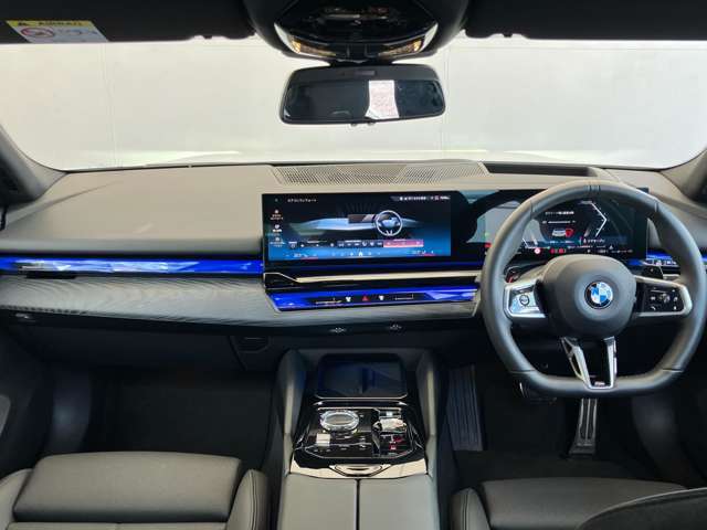 ★お車のご質問等ございましたらお気軽にお問い合わせ下さい。BMW　Premium　Selection柏店【無料通話】0066-9711-239295　スタッフ一同心よりお待ちしております。