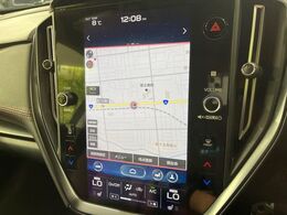 【11.6インチナビ　センターインフォメーションディスプレイ】インパクトのある11.6インチナビを装備！ナビやオーディオ操作はもちろん、各種車両情報もこの画面から確認・設定できます♪