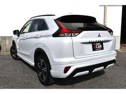 走りのSUV「エクリプスクロス」Pグレード4WD・ホワイトダイヤモンドカラー。