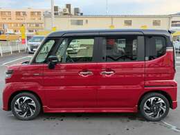 左サイドビュー