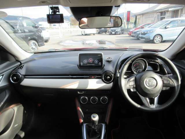 ■高速道路にて試乗走行を行い、THIRTY規定をクリアした車両のみの展示を徹底しています。