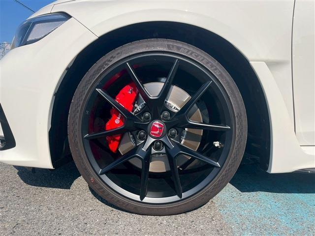 5年10万キロ新車メーカー保証付き☆全国のディーラーでご対応いただけますので遠方の方もご安心ください。