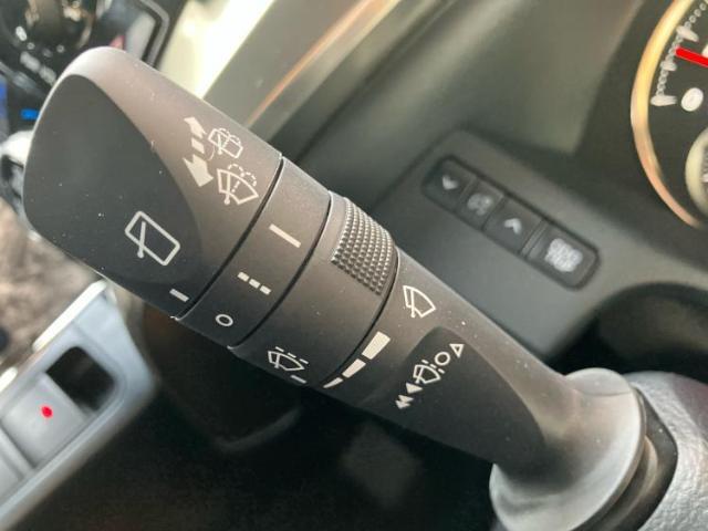 国産車から輸入車まで多様なお客様のニーズのお応えできるように、全国規模で豊富な在庫展開！車のことならWECARSへ！