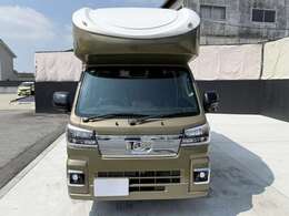 寸法　全長379cm、全幅169cm、全高248cm、乗車定員4名、就寝定員4名となります。8ナンバー登録！普通車登録になります