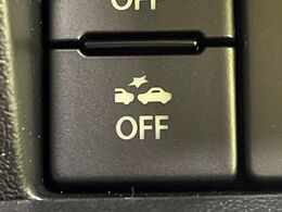 【スズキ　セーフティサポート】走行中に前方の車両等を認識し、衝突しそうな時は警報とブレーキで衝突回避と被害軽減をアシスト。より安全にドライブをお楽しみいただけます。