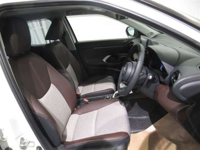 ◆◆◆トヨタ高品質U-Car洗浄「まるまるクリン」施工済みです！！！　◆外装はもちろん、内装はシートを外して見えないところまで徹底洗浄！
