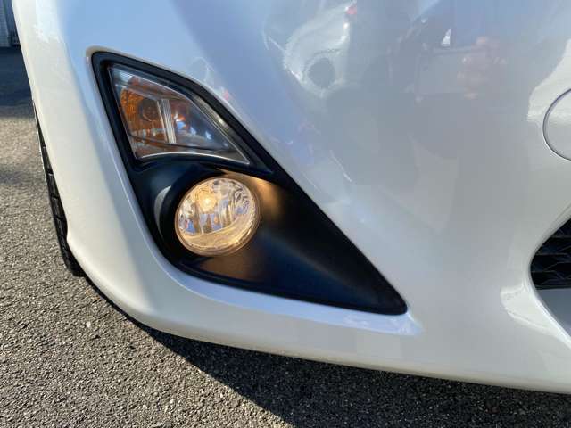 当店では在庫台数常時80台展示！【フラット7】【KeePer】併設店のオニキス郡山北店へ新車、中古車の販売、リースをはじめ高価買取、コーティング、車検、ロードサービス、各種ローン、各種修理等承っております