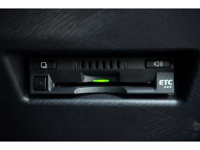 ■品質向上■当社全ての販売車両に対して、外装の磨き及び車内のルームクリーニングを実施しております。隅々まで綺麗にしてから店頭に並べております。詳しくは茨城土浦店へお電話下さい！！