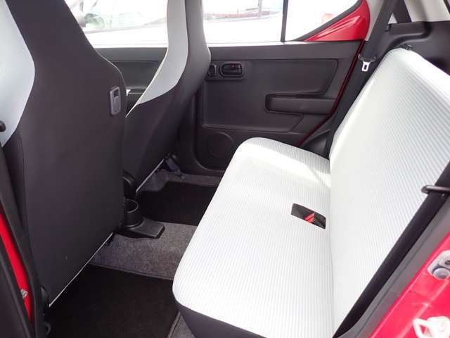 カーセンサーネットにお得な中古車を厳選して展示しております。国道197号線沿いに展示場がありますので、ご来店前はお気軽にご連絡ください。大分県での中古車選びはカーセンサー♪川崎自動車まで！！