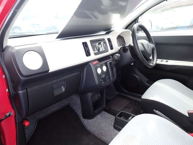 カーセンサーネットにお得な中古車を厳選して展示しております。国道197号線沿いに展示場がありますので、ご来店前はお気軽にご連絡ください。大分県での中古車選びはカーセンサー♪川崎自動車まで！！