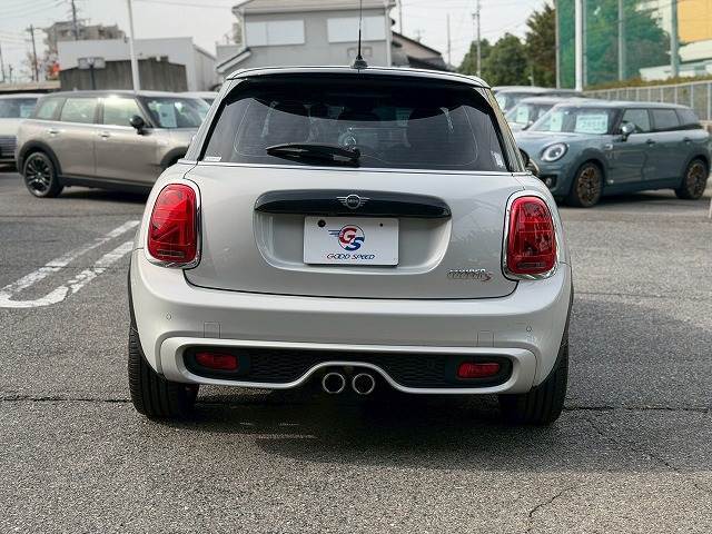 業界初のローン低金利・頭金0円から最大120回のお支払が可能なオートローンもご用意しております。全てのMINIにご利用できます。是非スタッフにご相談ください。