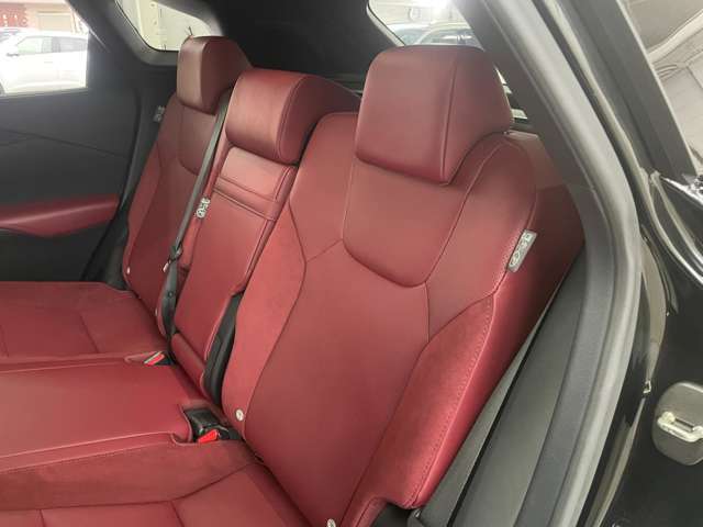 カーセンサーを見て電話しましたとお伝え下さい。078-261-1261までお気軽にお電話下さい。全国納車可能です。納車方法に関してもお気軽にご相談ください。
