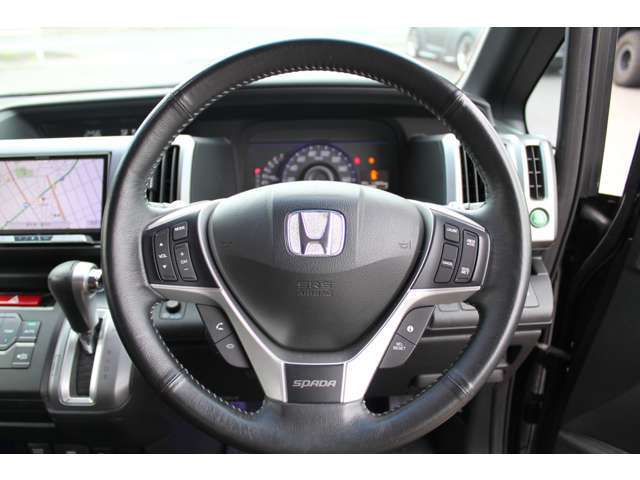 ◆両側パワースライドドアにクルーズコントロールと純正の装備も充実です！