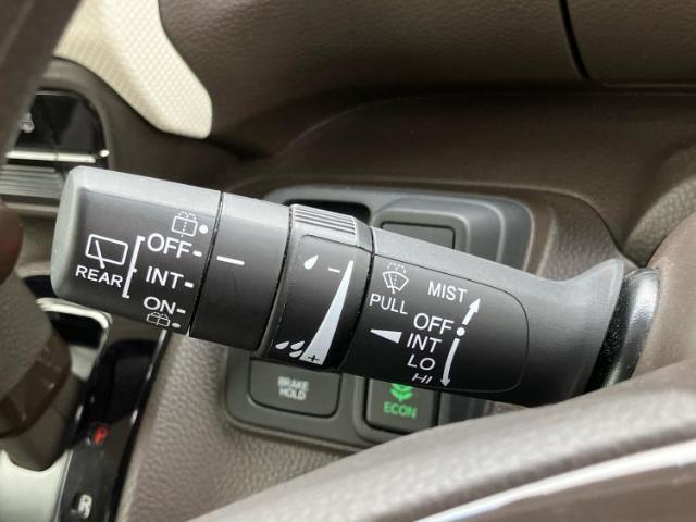 国産車から輸入車まで多様なお客様のニーズのお応えできるように、全国規模で豊富な在庫展開！車のことならWECARSへ！