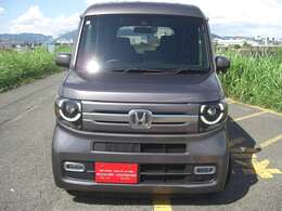 禁煙車　カロッツェリア製HDDナビ地デジ　LEDヘッドLEDフォグ　スマートキー×2個　オートエアコン　オートライト　アイドリングストップ　横滑り防止装置　プライバシーガラス