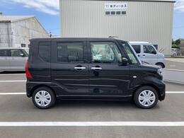 静岡ダイハツの中古車は、展示前に徹底した洗車や室内清掃を実施しております。