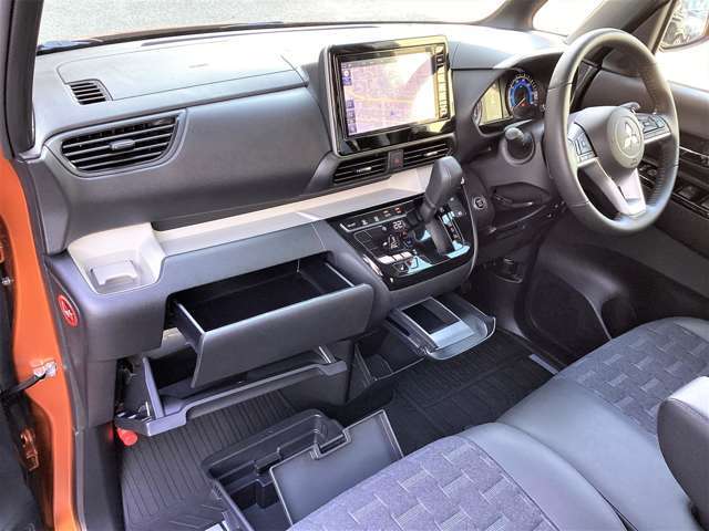 写真でわかりにくい車両状態についてはぜひお電話でお問い合わせください。