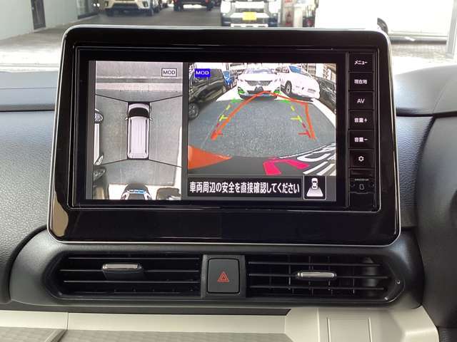 アラウンドモニターを装備！駐車の際、これがあれば運転に自信が無い方も安心です！一度使うと手放せない装備です！