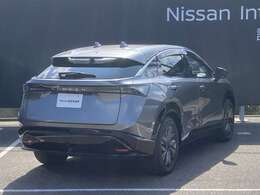 プライバシ-ガラスが装備されています。外を見るときは気にならずに、後方車両から車内が見えにくい設計です。