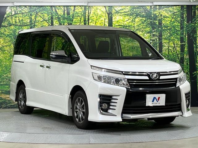 大好評のボディコーティング「弾スプラッシュコート」もご納車までに施工可能。通常のガラスコートと異なる、耐久年数6年の無機質ガラスコーティングが、ボディをキレイな状態に保ってくれます。