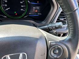 【運転支援】パドルシフト・クルーズコントロール・オートライト装備！