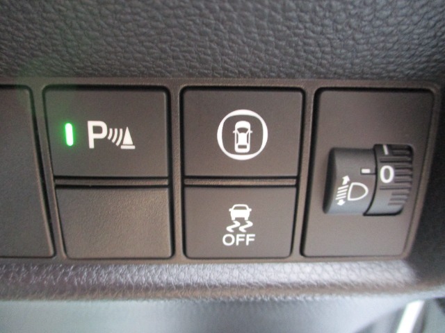 横滑り防止付きなので雨の日でも安心です♪