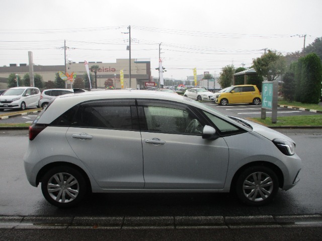 ドア幅も広く、乗り降りしやすいです！！