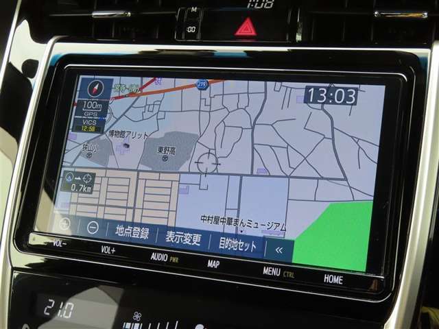 純正SDナビを装着。（DVD・フルセグTVの視聴、Bluetoothの接続可能）