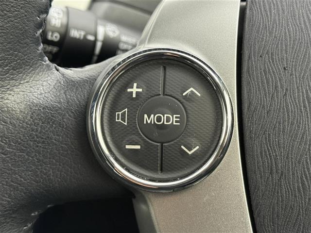 【運転席操作部】『運転席周辺の装備』の画像になります。快適なドライブを楽しむための機能が装備されています！運転席から触れるので使いやすいです！