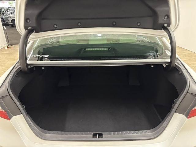 ☆全車修復歴なし！鑑定付きの良質なお車のみを厳選して展示中☆第3者機関の認定付き車ですので、遠方の方でも、安心してご検討いただけます。
