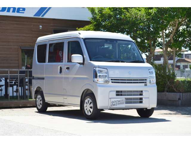 福岡県で、『SUZUKI』のクルマはスズキ販売宗像、グーニーズワンにお任せ下さい！車輛価格、車輛状態はもちろん！アフターサービスもしっかりと行います！