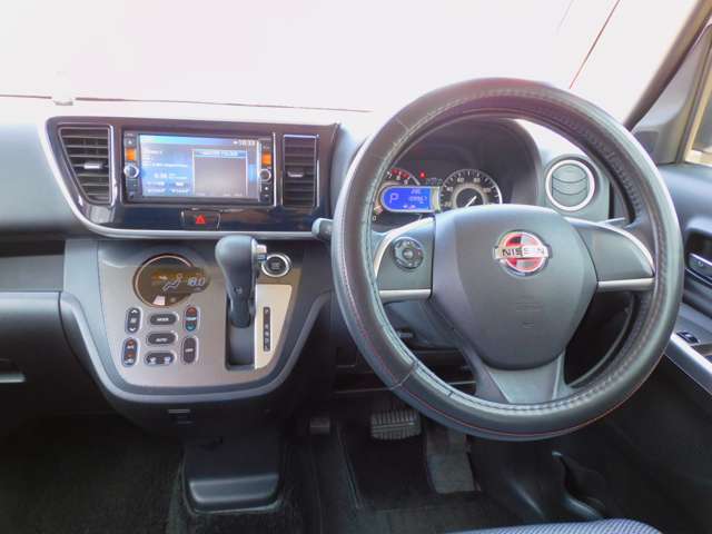 お車の追加画像を送らせていただくことも可能です♪ご希望の箇所をお電話またはメールからお申しつけください！