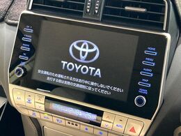【メーカー純正ナビ】インテリアに溶け込むスタイリッシュな「専用設計」メーカーナビを装備♪視認性や操作性など基本性能にも優れ、より上質なカーライフをお楽しみいただけます。