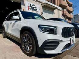 革巻きステアリングなどオプション多数です♪