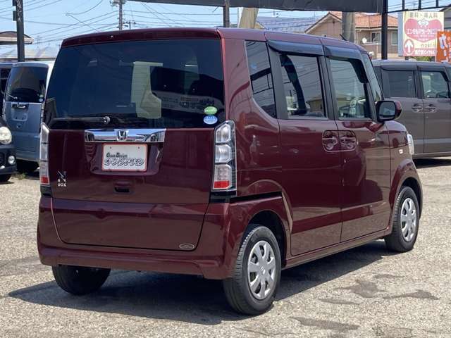 当社認証工場にて整備士が整備車検を行います。車検・整備も安心格安にてお受け致します。お客様のご来店を心よりお待ちしております。