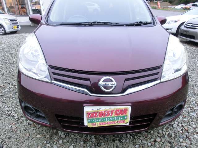 お客様のお好きな番号を希望ナンバーとして選べます。通常ナンバーは8,000円、地域限定ナンバーは15,000円となります。但し、番号によっては抽選となりご希望に添えない場合もございますので、ご了承ください。