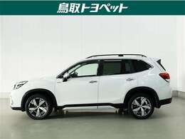 中古車は全く同じというものがなく、1台1台全てコンディションが異なります。同じようなお車でも、整備状況、外内装の状態など様々です。当店では入庫した車輌をコンディションに合わせて徹底的に仕上げています。