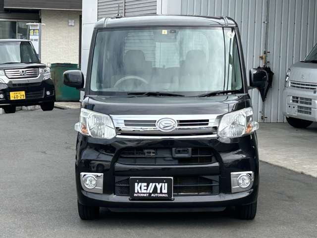 自社陸運局認証工場完備！国家資格車検検査員を持った整備士による整備。ステレオ、エアコン等走行に関係のない所も不具合箇所があれば修理してお渡しいたします。