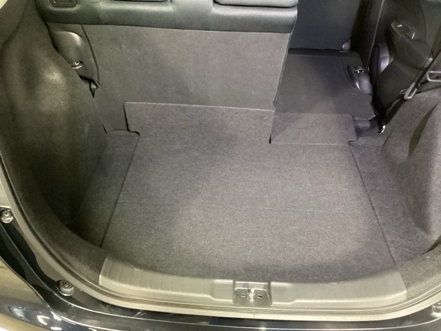 大きな買い物や旅行などにも、たくさんの荷物が積めて便利です！！