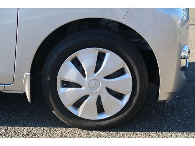 タイヤサイズ 155/65R-14　フルカバーキャップ　スチールホイール