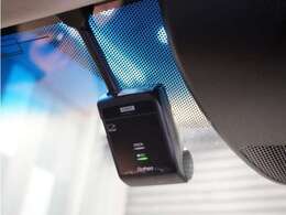 【ドライブレコーダー】万が一のときにしっかりと証拠を残しましょう！旅の思い出をドライブ映像としても残せます！　わずかなご負担で最新機種の装着も可能です。お気軽にお申し付けください。