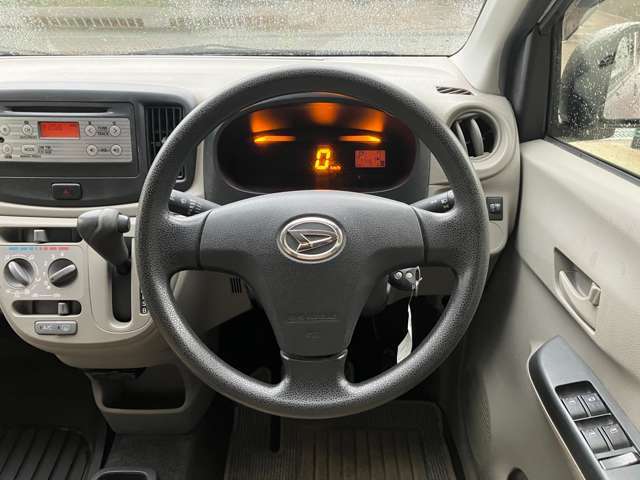 当店のお車をご覧いただきましてありがとうございます。お車についてのご質問やお見積りのご依頼、ご購入にあたってのご相談などお気軽にお問い合わせ下さい！