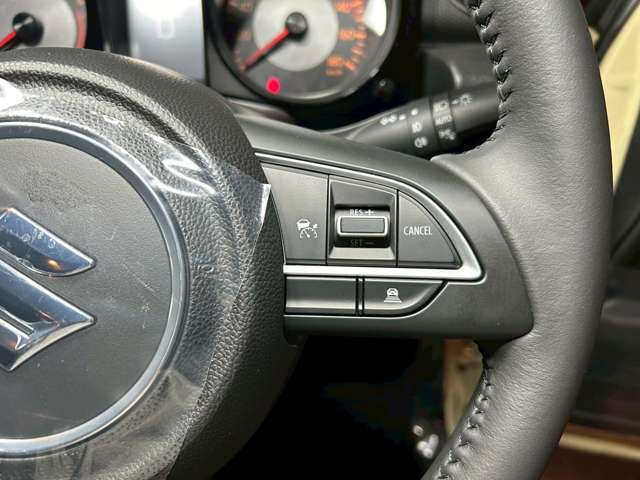 ★フロアマット★セーフティサポート★アダプティブクルーズコントロール★シートヒーター★ハイビームアシスト★革巻きステアリング★デュアルカメラブレーキサポート★アイドリングストップ★